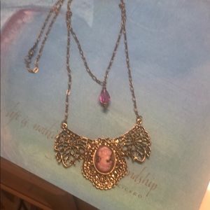 Cameo Filigree Crystal Red Antique Chain